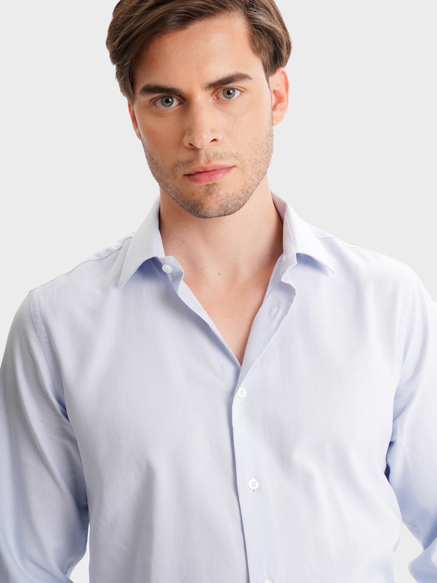 BLUE SLIM FIT MR SHIRT. BLUE