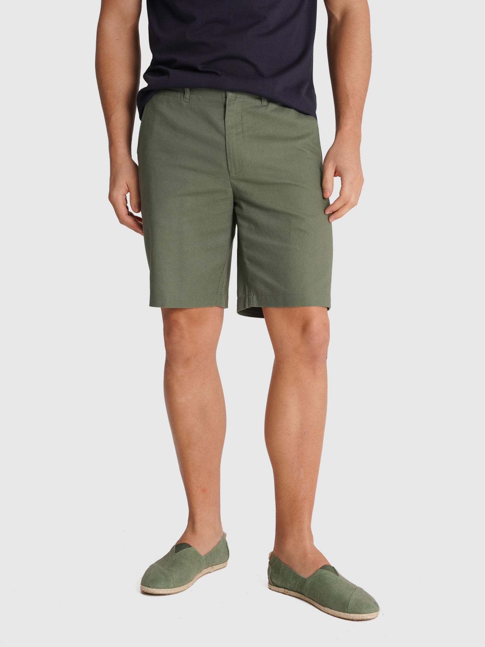 GREEN BERMUDA REGULAR FIT MR. BLUE