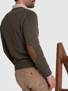 PULLOVER LÃ VERDE COM COTOVELEIRA REGULAR FIT MR. BLUE