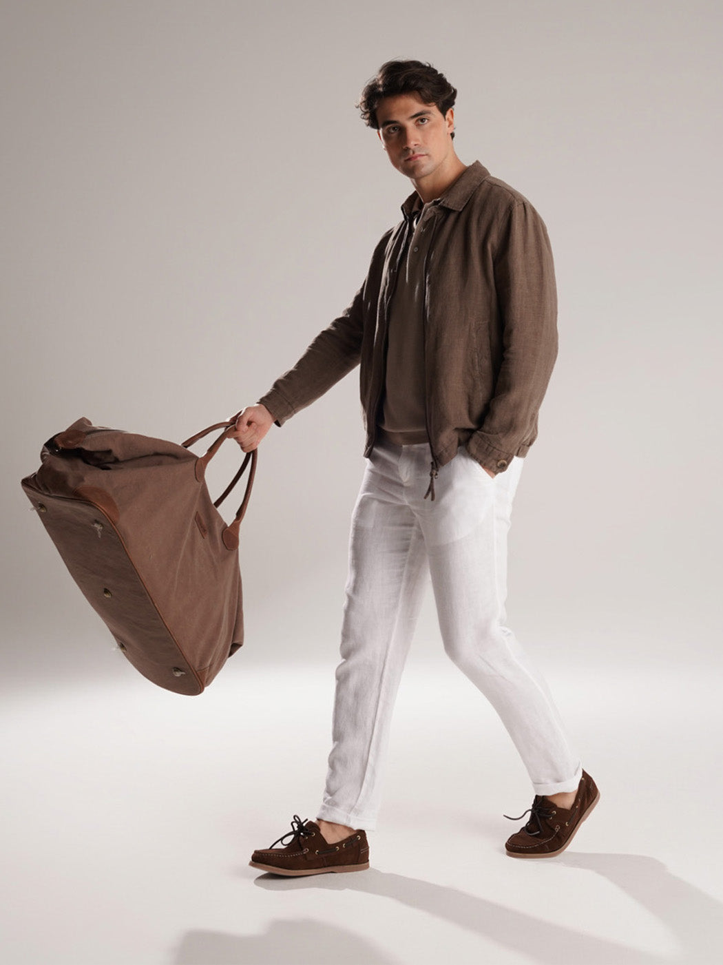 CALÇAS BRANCAS REGULAR FIT MARK BELLUCCI