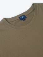 CAMISETA REGULAR FIT MANGA CORTA MARRÓN MR. AZUL