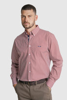 CAMISA ALGODÃO REGULAR FIT VERMELHA ÀS RISCAS MR. BLUE
